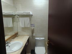 -兴芮温泉度假区