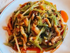 -龙门阵茶屋川菜馆(武康路店)