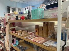 -上海路易十四芭蕾良品舞蹈用品店(美丽华商务中心店)