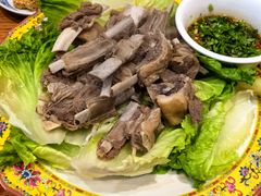 -乡土特色.冷锅鱼.牦牛肉汤锅