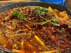 -鸿顺老铁锅美蛙鱼府(解放碑店)