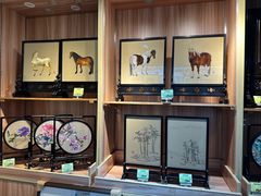 -卢福英苏绣制作中心(苏州平江历史文化街区店)