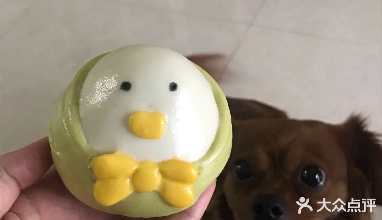 家庭自制美食之端午节蔬菜汁红豆包子