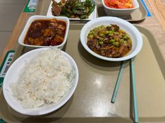 -老乡鸡(融科天地店)