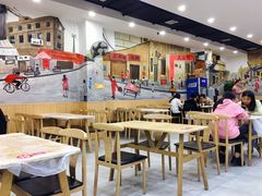 大堂-江城燕子大排档(江汉路步行街店)