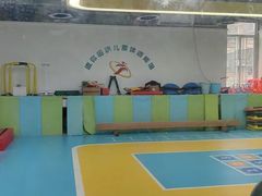 -逗你运动体能训练中心(冠城店)