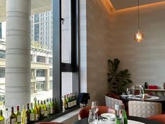 -斯普汇生蚝牛排馆(中骏世界城店)