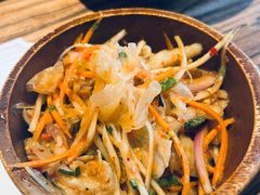 曼谷街头酸辣鸡爪-TamTam