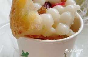 Salted Egg Lotus Cake