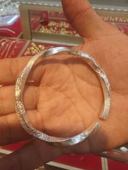 -烨麟黄金珠宝(和胤788广场一楼店)