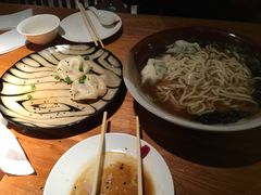 -弄堂小笼包(西青中北永旺购物中心店)