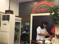 大堂-三两春(浦三路店)