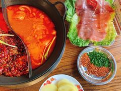 -萍姐火锅·公路夜市(武汉首店)