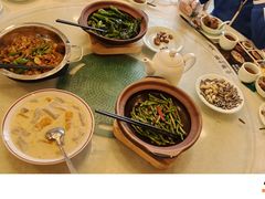 -五谷芳乳鸽王(梅沙老店)