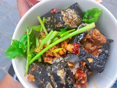 -黑色经典臭豆腐·湖南特产(坡子街店)