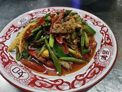 -嫩芽 ·地道重庆菜(十八梯露台夜景店)