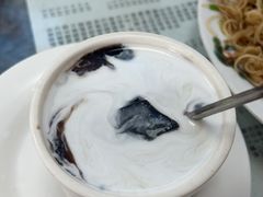-俊丽双皮奶甜品店
