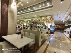 -芭菲盛宴·环球美食(袁家岗店)