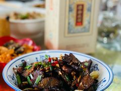 大蒜辣椒炒腊牛肉-秀妈厨房(灰汤老店)