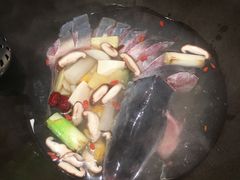 -鲜潭蒸汽石锅鱼(五道口购物中心店)