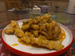 -闯关东东北农家菜(崂山石老人店)