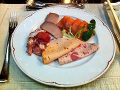 火腿片-广州花园酒店-凌璇阁360度高空海鲜自助餐CAROUSEL