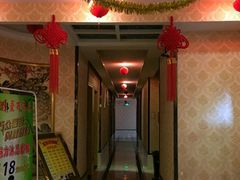 -豪港K歌沐足(公正路店)