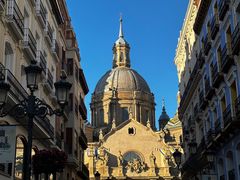 -皮拉尔圣母圣殿主教座堂