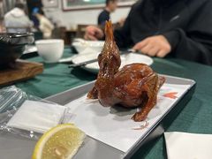 -郑猛记石岐鸽主题餐厅(长江店)