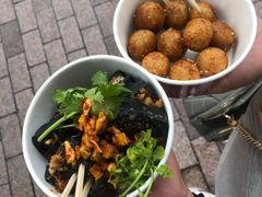 -黑色经典臭豆腐·湖南特产(步行街店)