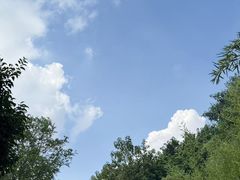 -悟空山宿陨石私汤温泉酒店(神舟大道地铁站店)