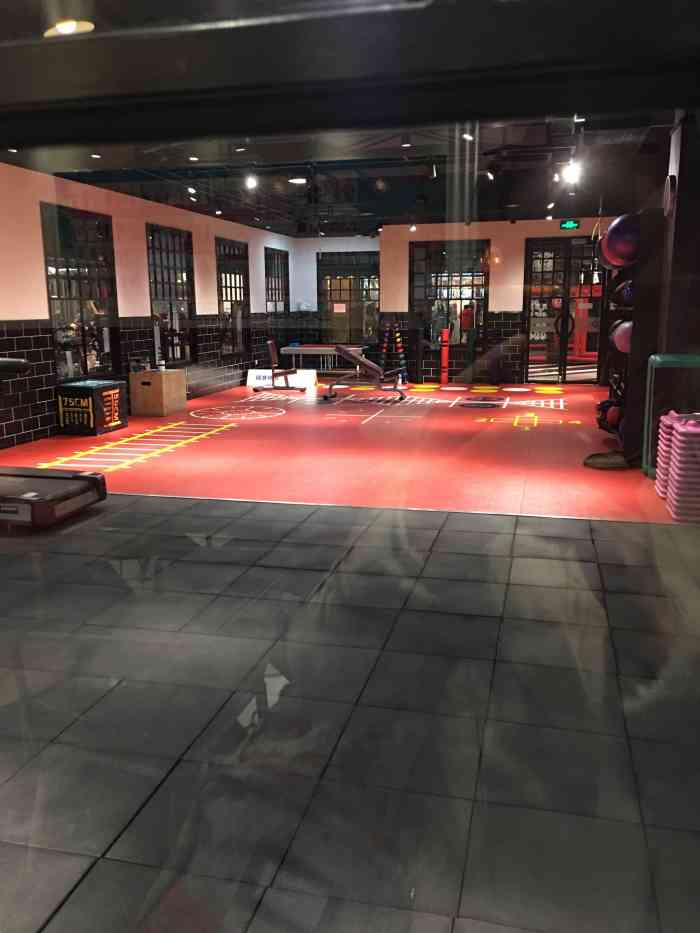 鼎龙健身甘井子万达广场店