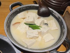 -吃饭皇帝大土家民族菜(正大广场店)