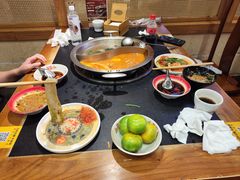 -沸炉重庆老火锅(军事博物馆店)