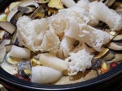 -野菌皇海景野生菌火锅(滨海大道店)