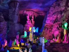 -泰安地下龙宫景区