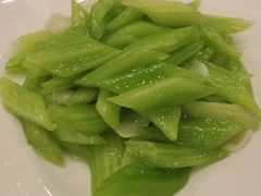 西芹百合-金时代顺风大酒店(临港百联店)