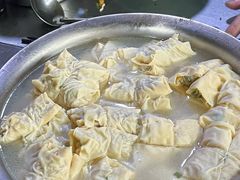 -无名氏宵夜小摊(祝家三姐妹馄饨店)