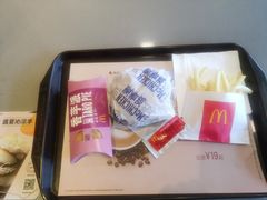 -麦当劳(七宝乐购店)