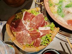 -阿婆情腊排骨火锅·野生菌季(古城旗舰店)