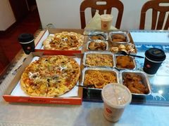 -必胜客(龙吴宅急送店)