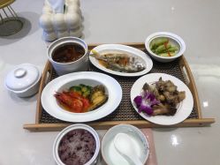 -臻康乃馨月子中心(集美店)