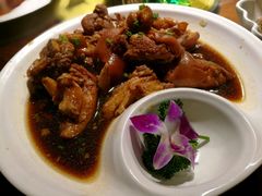 -亚哈饭店(梅园新村小区店)