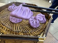 藤椒大虾包-西安贾三灌汤包·回坊小吃·清真炒菜(北院门总店)