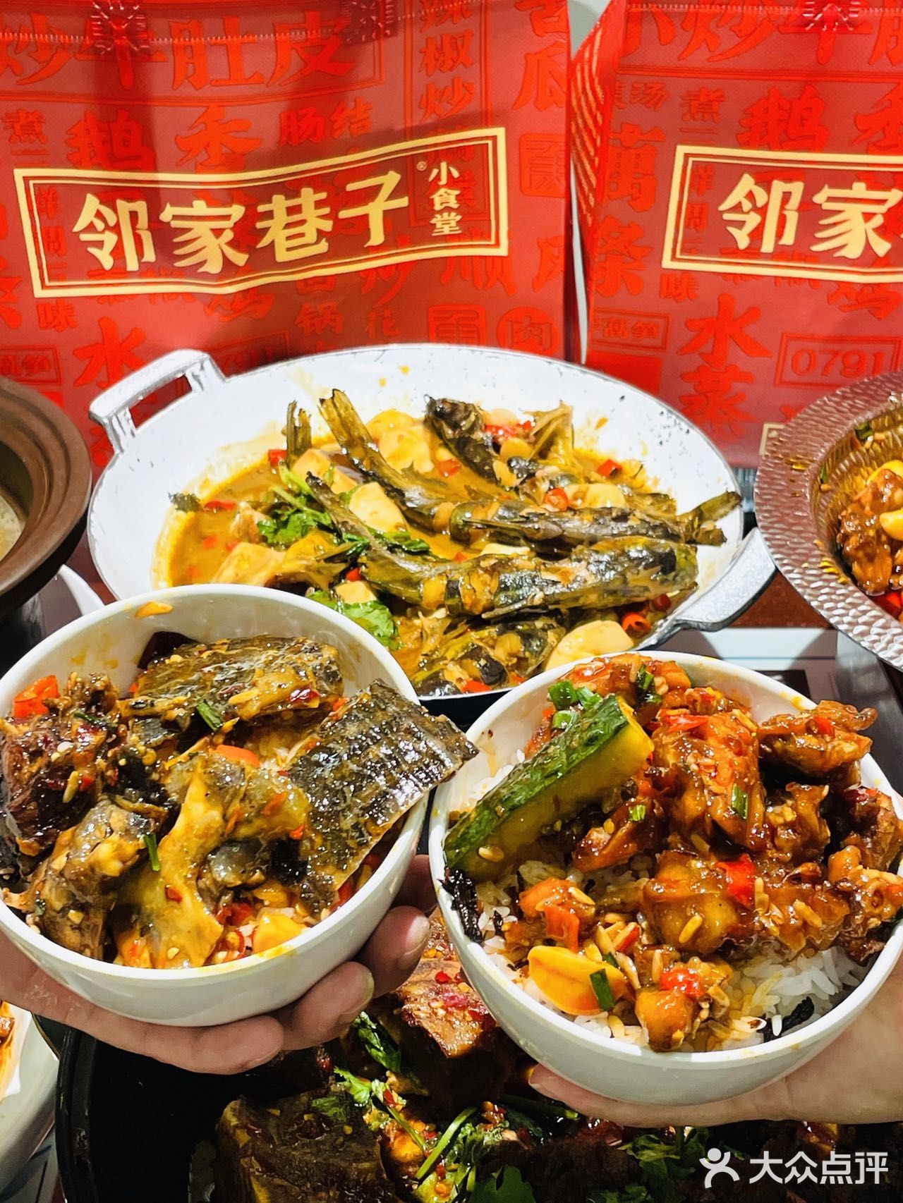 下高铁西站边上这家…江西小炒真便宜好吃！！