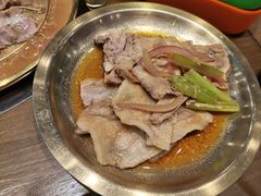 -猪啊牛呀羊啊铜盘烤肉(正大广场店)