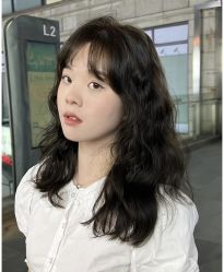 -丝语萱形象