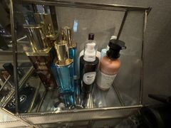 -浅深(世茂滨江精品店)