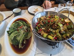 -梅利汴京烤鸭•开封豫菜地标店(东大街店)