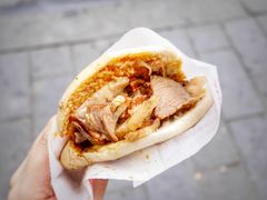 锅魁夹卤肉-洞子口张老二凉粉(文殊院店)